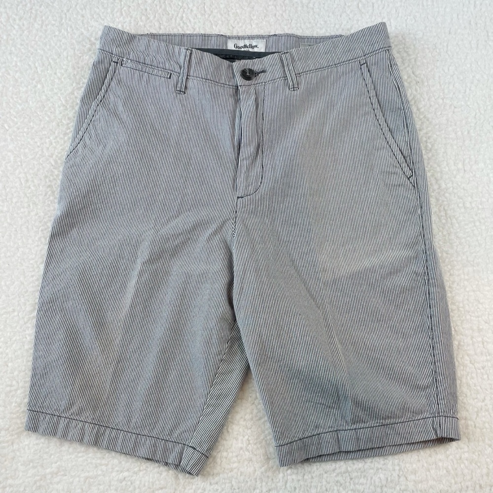 GOODFELLOW & CO • Grey Striped Flat-Front Linden Shorts, W30 - Picture 3 of 13
